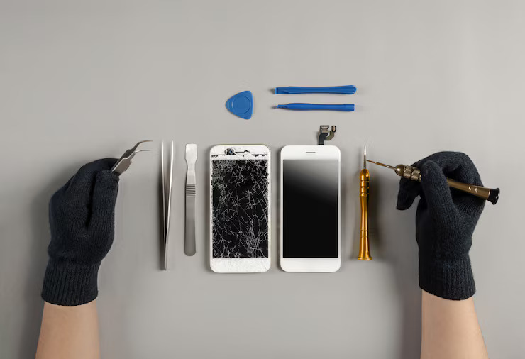 7 Tools Every Mobile Repair Technician Should Own